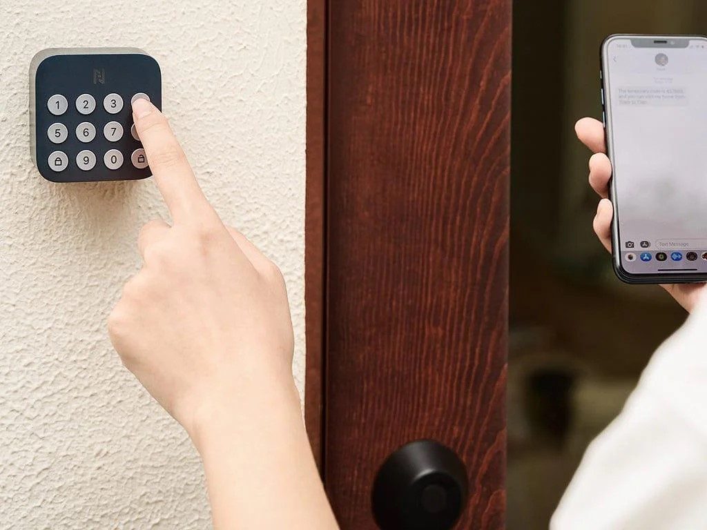 Anona Holo smart home WiFi lock and keypad set installed
