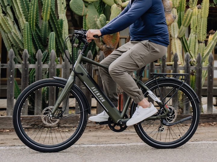 Aventon e-bike Pace 500 riding and cruising on the road