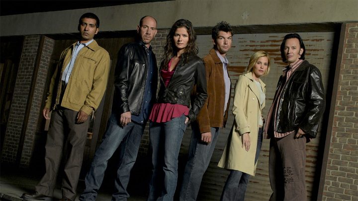 The cast of Crossing Jordan.