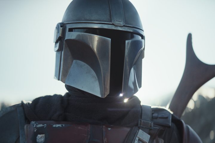 Din Djarin wears a Beskar helmet in The Mandalorian season 1.