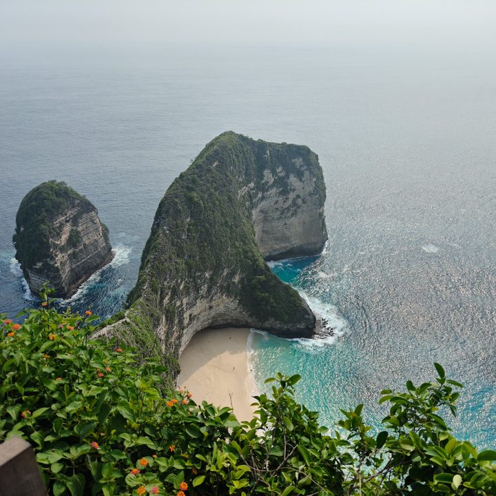 Landscape scene captured on the Find X8 pro
