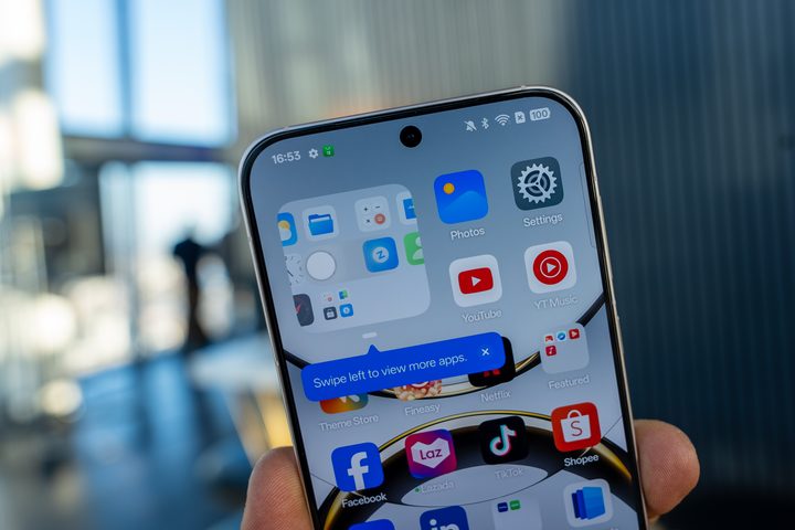 The top of the Find X8 Pro display