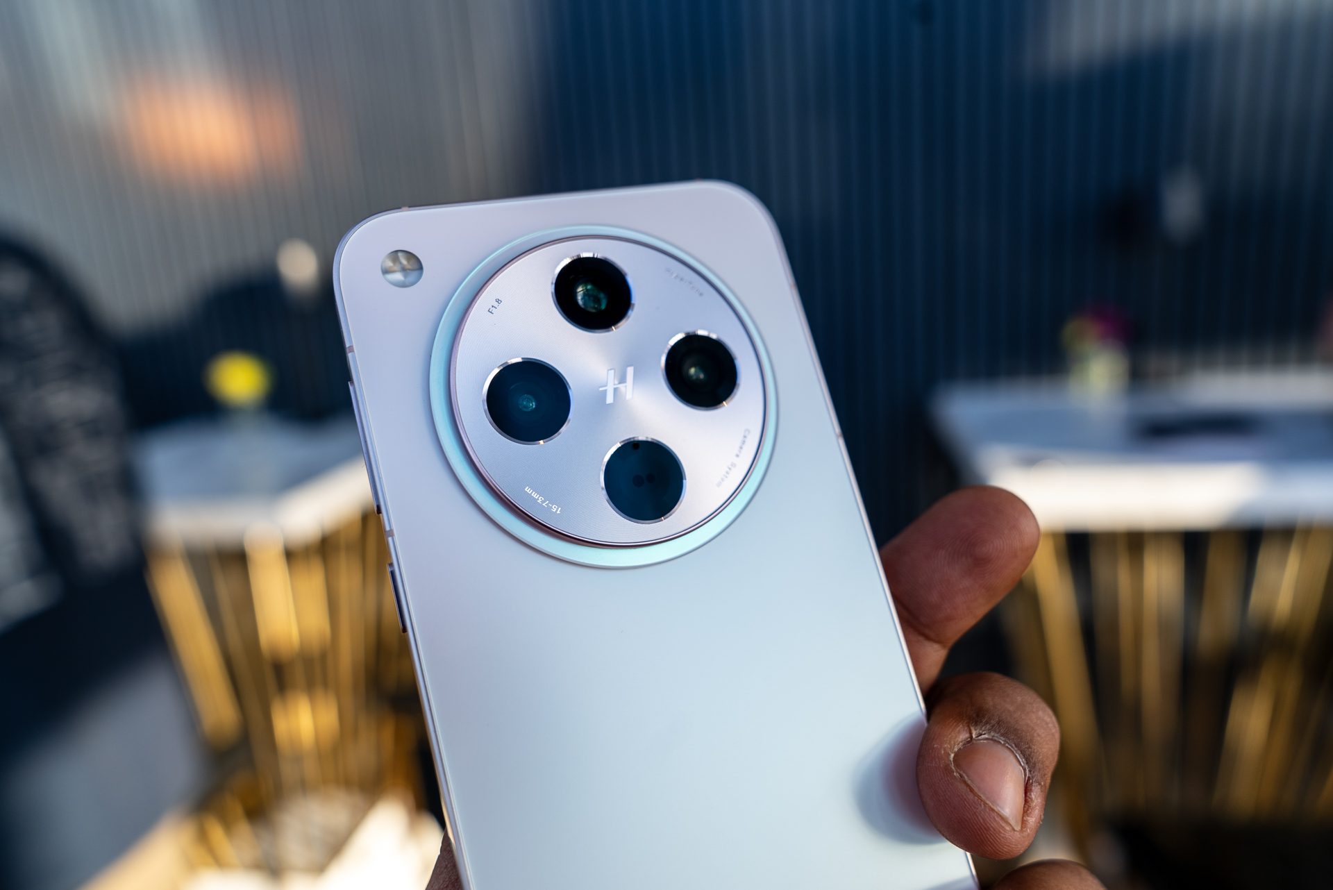 I tried a new Android phone that puts some of the best smartphone