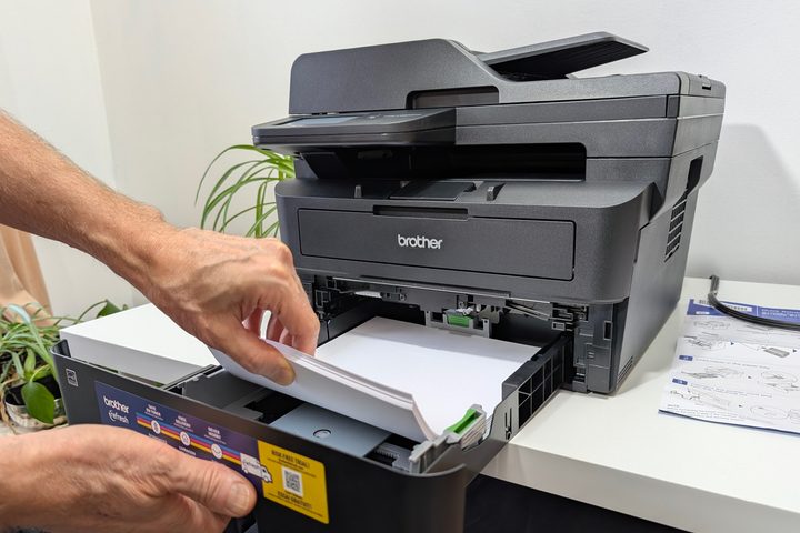 The Brother MFC-L2900DW can hold 250 sheets of paper in its removable main tray.