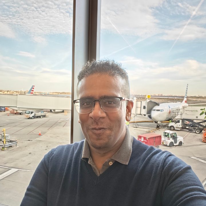 bright background selfie captured on the OnePlus 12.