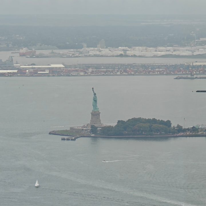 10x photo of the Statue of Liberty captured on the OnePlus 12.