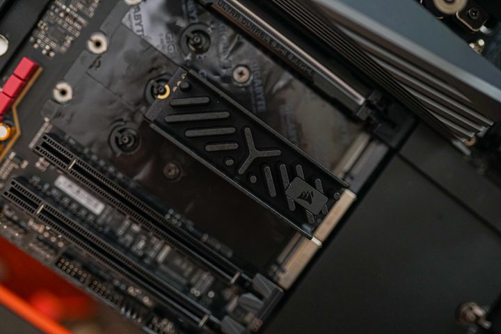 The Corsair MP700 Elite SSD installed in a motherboard.
