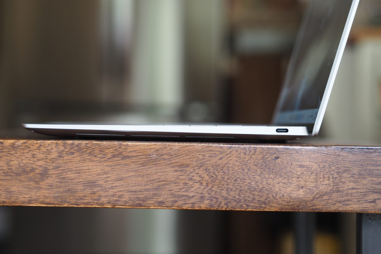 Dell XPS 13 (9350) review: better battery life, same design
