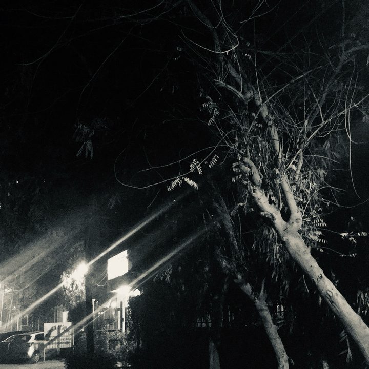Low light sample of iPhone 6S close to home.