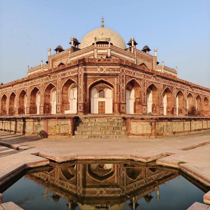 A photo of a tomb structure in India, taken with the Oppo Find X8.