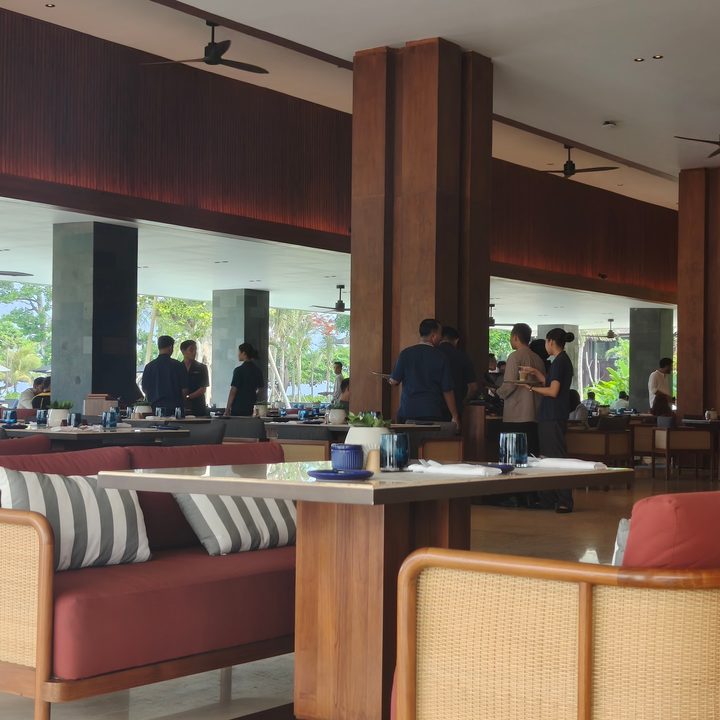 2x photo of a beaker captured on the Oppo Find X8 Pro