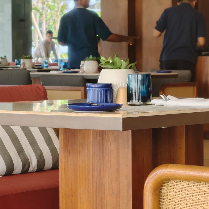 6x photo of a beaker captured on the Oppo Find X8 Pro