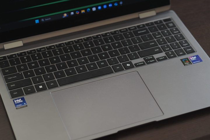 Samsung Galaxy Book5 Pro 360 top down view showing keyboard.