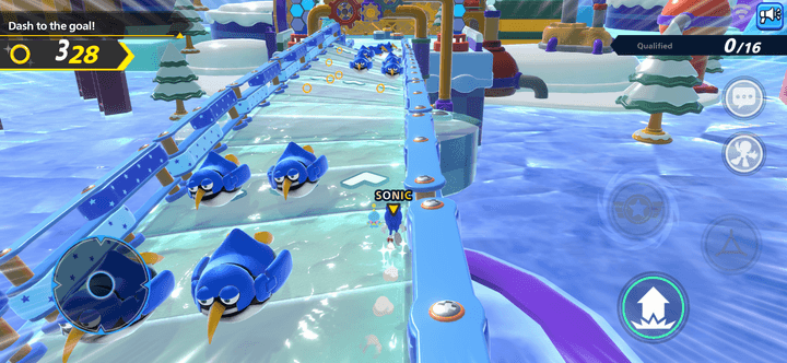 Sonic races down an icy slope full of Penguins in Sonic Rumble.