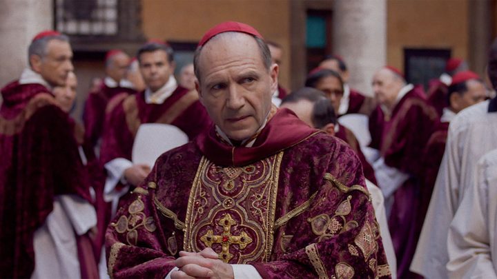 Ralph Fiennes in Conclave.