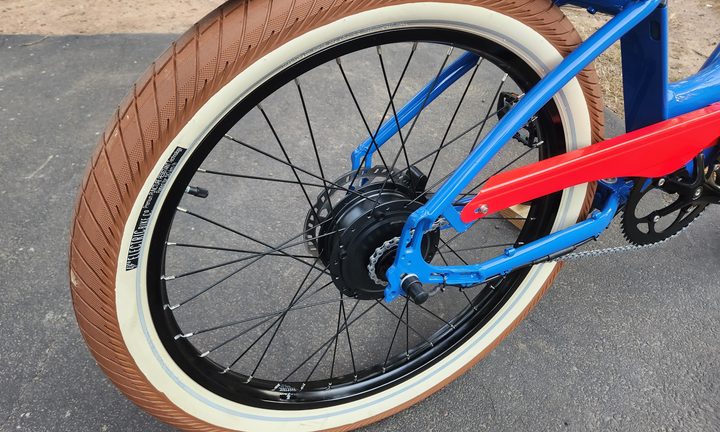 Electric Bike Company Model R rear hub motor and single speed chain drive.