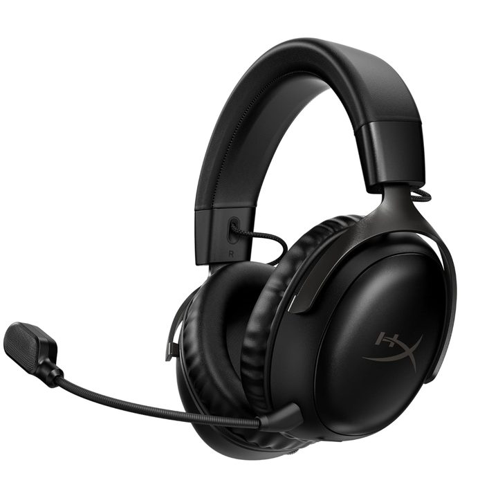 best gifts for pc gamers hyperx cloud iii wireless headphones