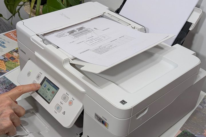 The MegaTank Pixma G4280's ADF works well for single-sided copies.