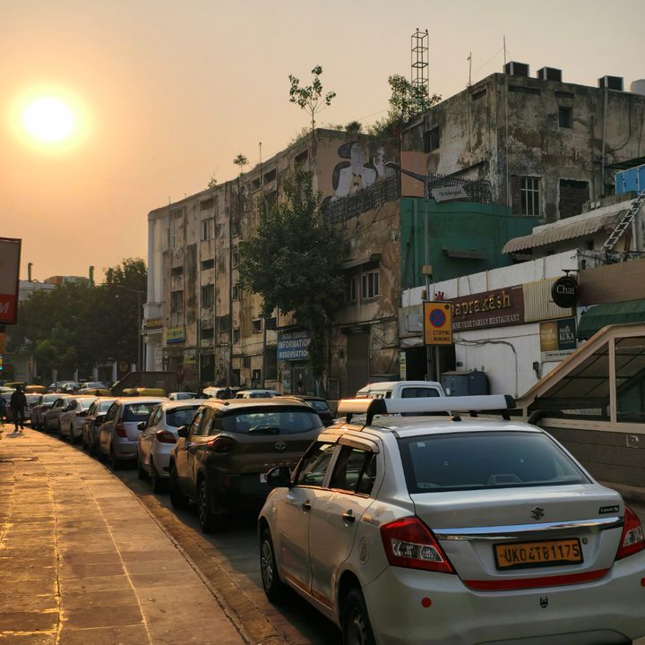 Reflection of the setting winter sun on the side of of the side captured with the Vivo X200 Pro.