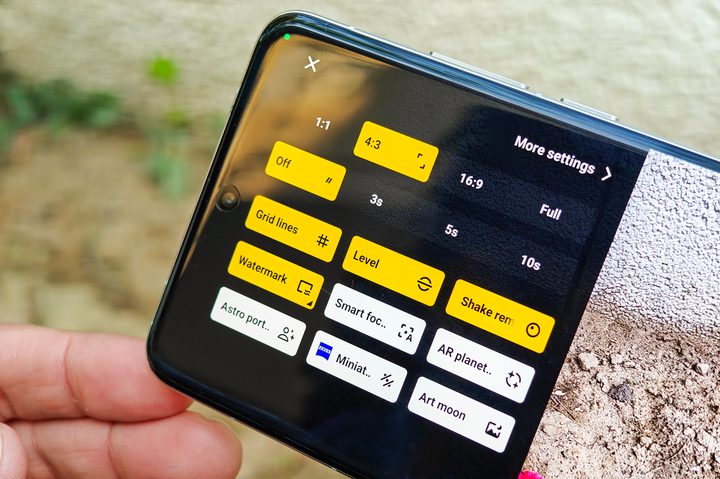 Vivo X200 Pro landscape mode options.