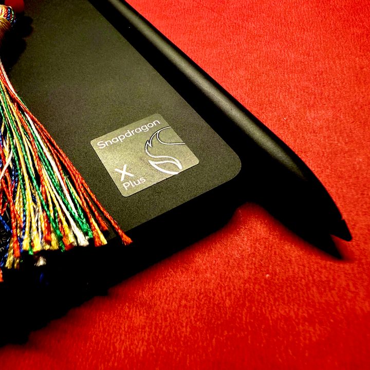 Closeup view of Snapdragon branding on Asus ProArt PZ13.