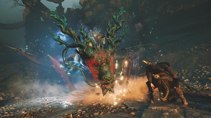 Sun Wukong fights a dragon in Black Myth: Wukong.