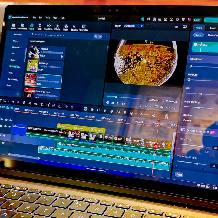 Video editing on Asus ProArt PZ13 tablet.