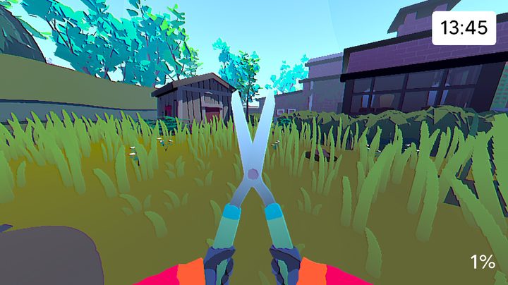 Hands hold gardening shears in Grunn.