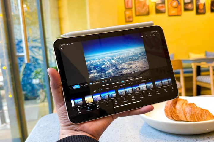 Using Photoshop on Apple iPad mini with A17 Pro.