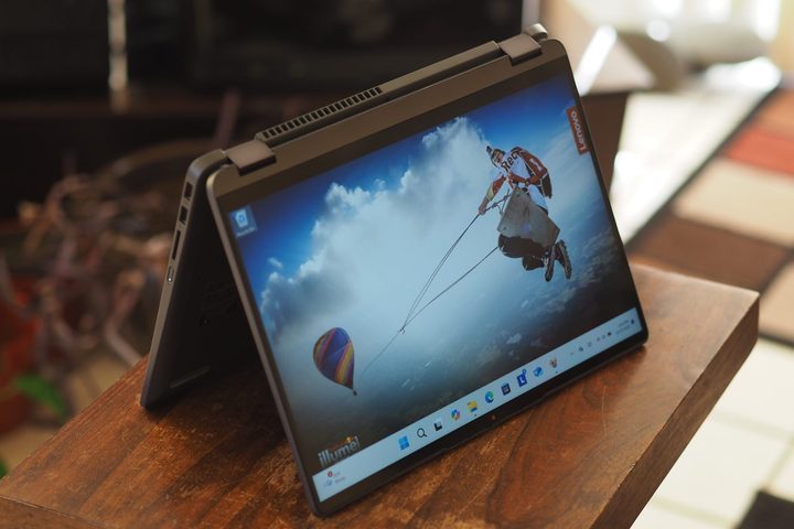 Lenovo IdeaPad Flex 5i tent view.