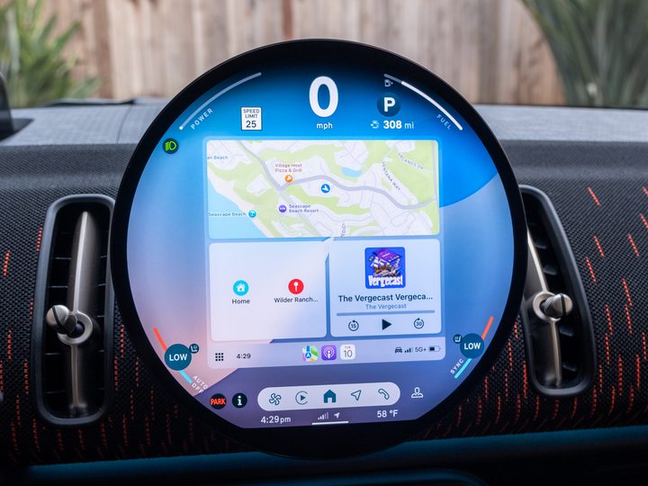 CarPlay in the Mini infotainment system