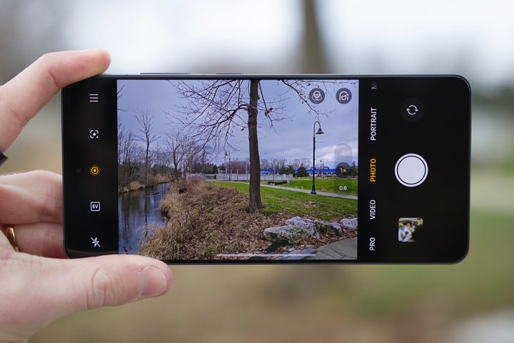 The camera app on the OnePlus 13R.