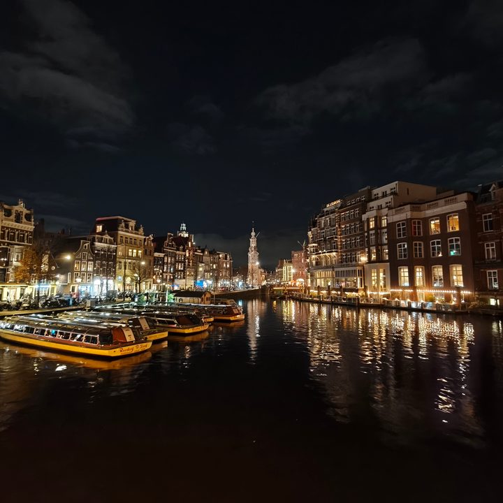 A photo taken with the Oppo Find X8 Pro's wide-angle camera at night.
