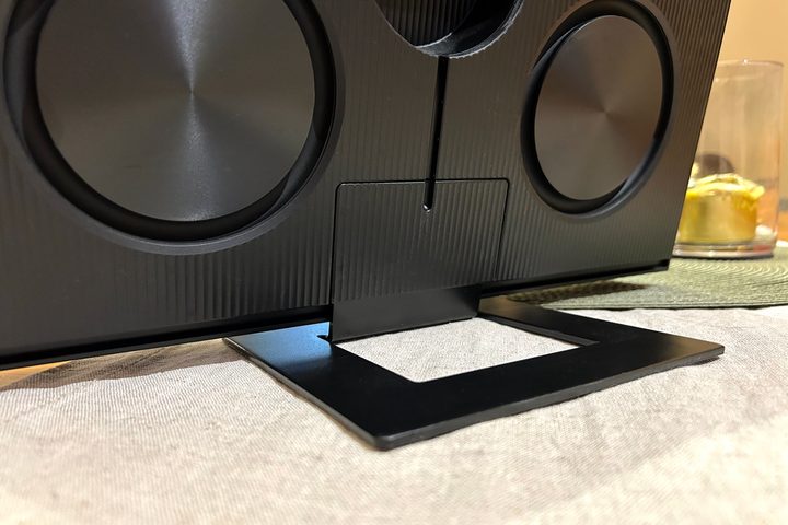Samsung Music Frame: rear panel.