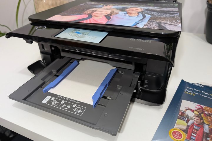 The Expression Photo XP-8800 has three paper trays including a convenient media tray.