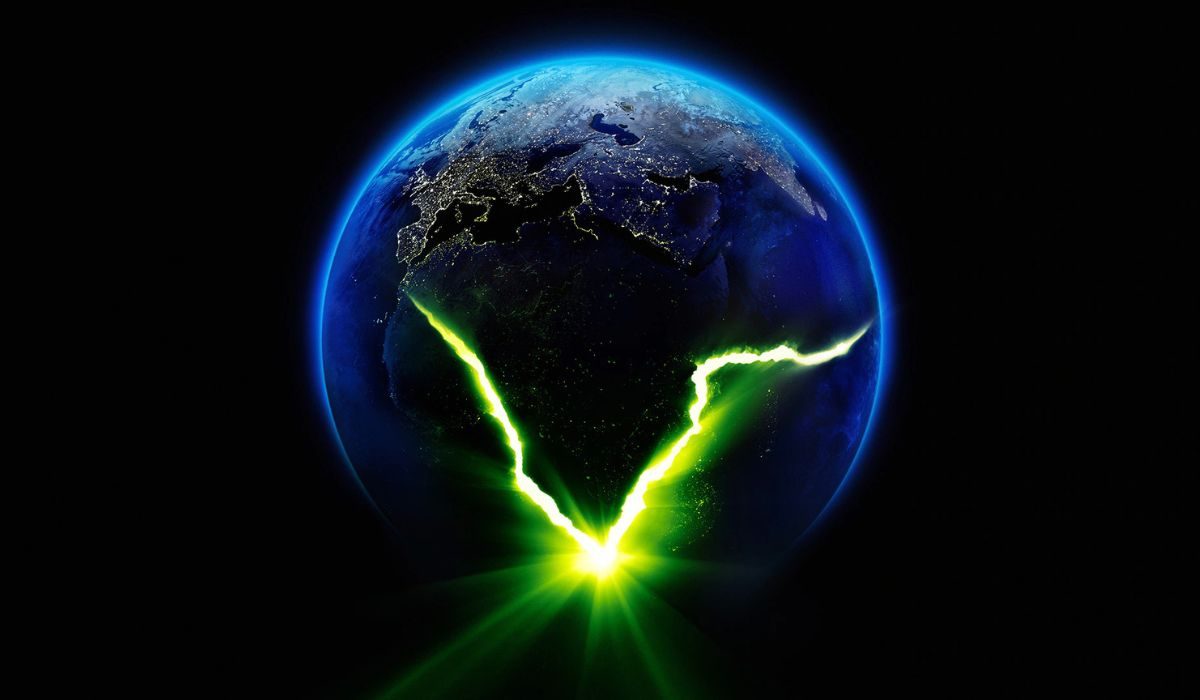 The earth becomes an alien egg in the Alien Earth poster