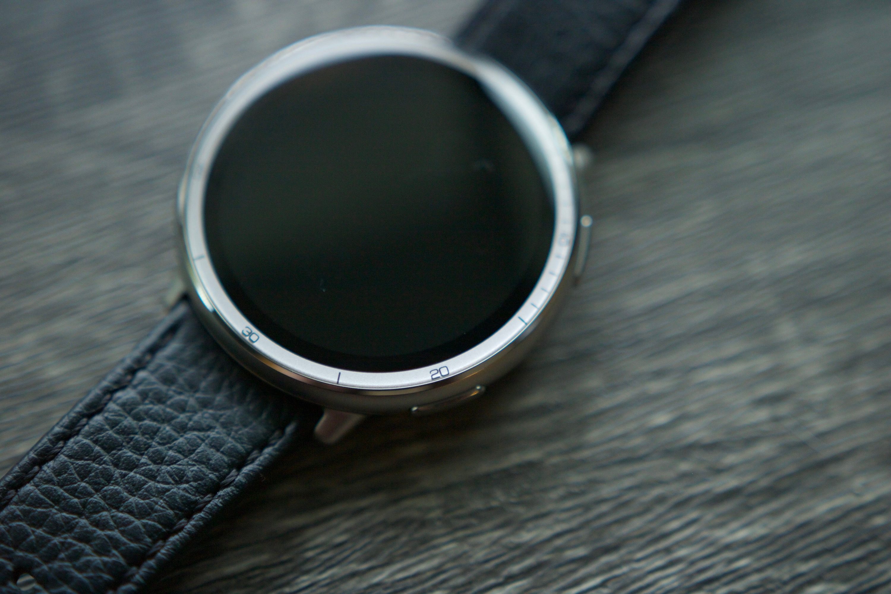 A close-up of the bezel on the Amazfit Active 2.