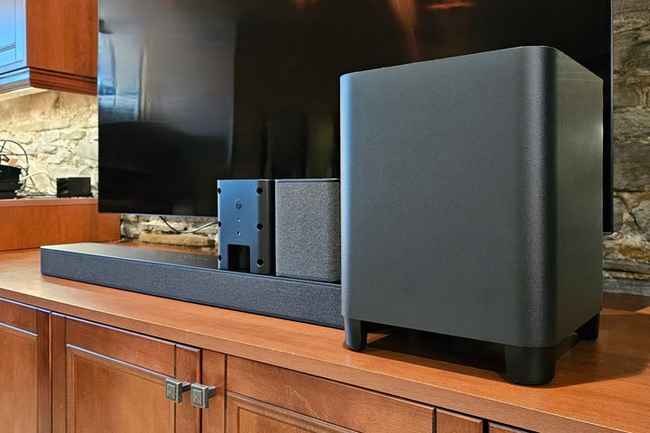 Amazon Fire TV Soundbar Plus: All speakers.