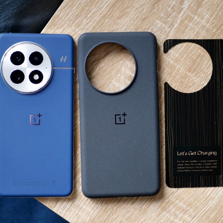 The OnePlus 13 with its Sandstone case.