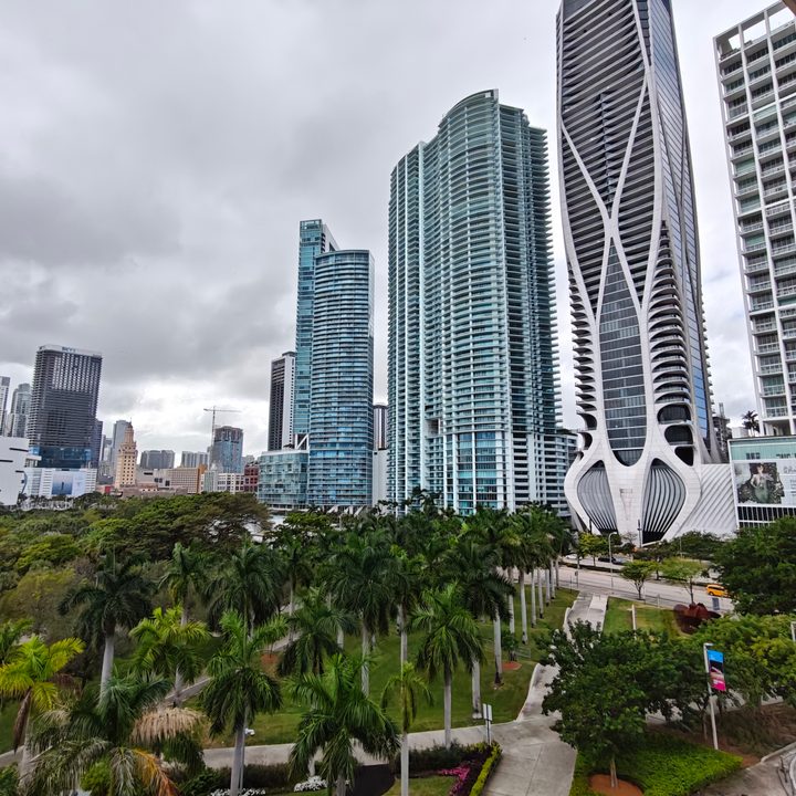 A photo of tall builds in Miami in the background, taken with the OnePlus 13R.