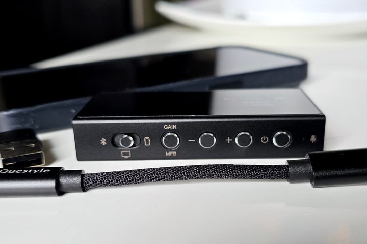 Questyle M18i mobile headphone DAC/amp.