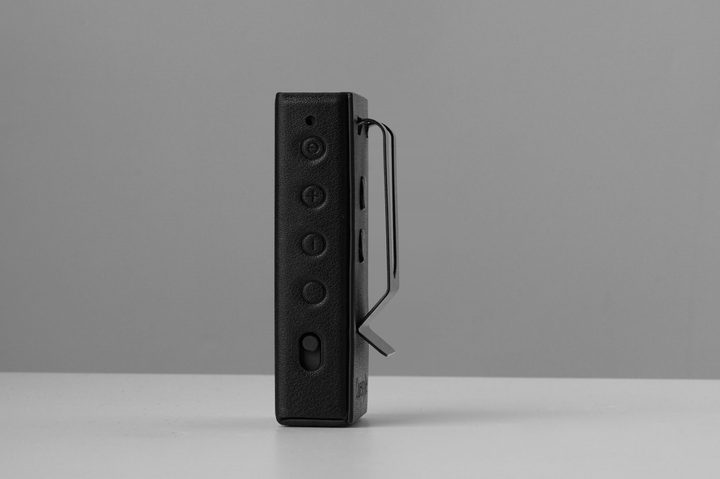 Questyle M18i case.