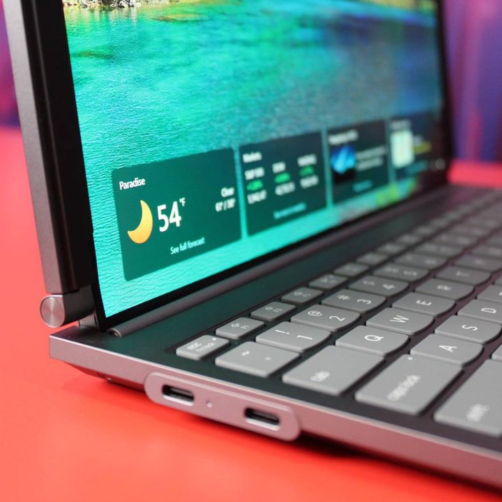 lenovo rollable laptop way more fun 05