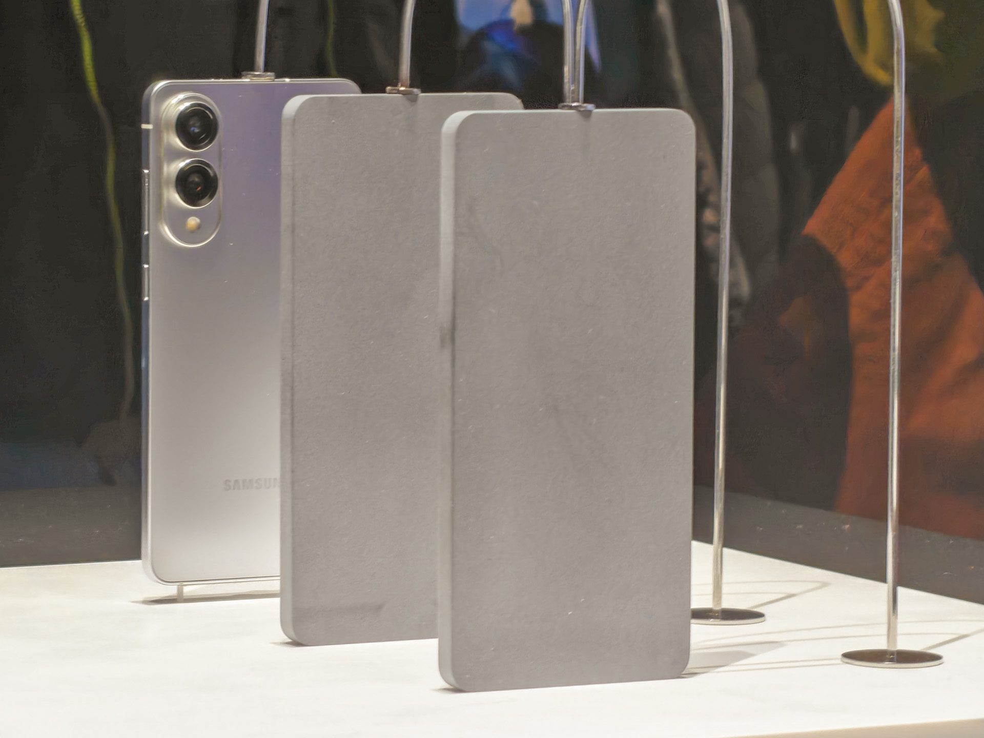 Official Galaxy S25 Edge colors shown off in a convincing new leak