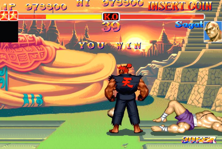 Akuma winning a match in Super Street Fighter II Turbo.