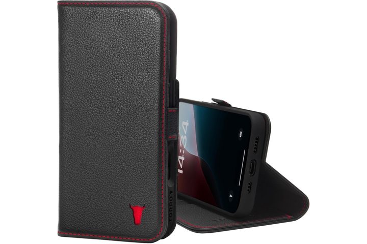 Torro Leather Wallet case for iPhone 16.