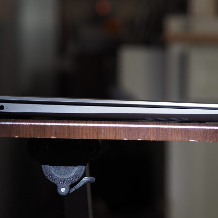 HP Pavilion Laptop 16 left side view showing ports.