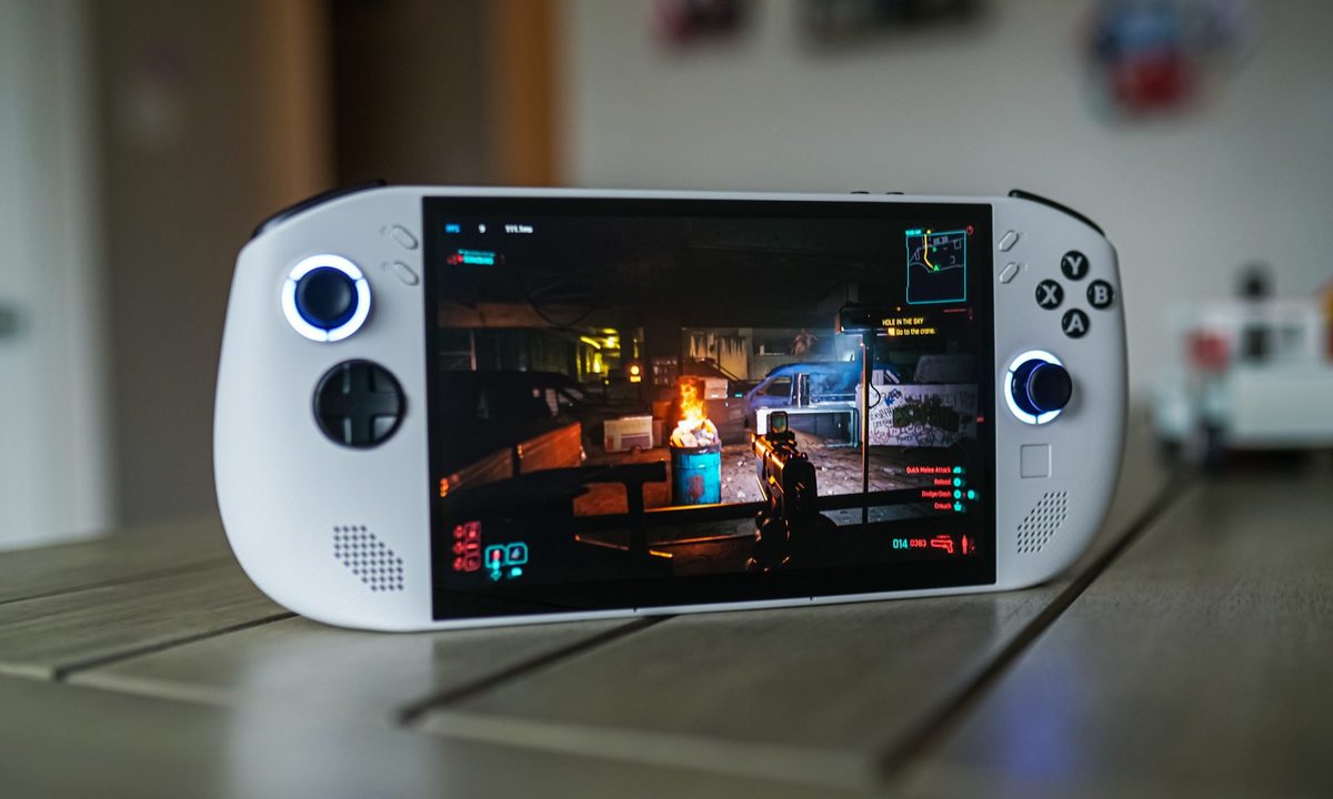 Cyberpunk 2077 on the Lenovo Legion Go S.