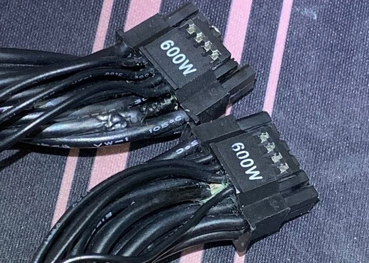 Damaged 12VHPWR cables due to improper seating