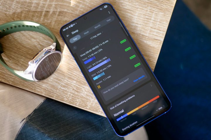The OnePlus Watch 3 and OHealth app.